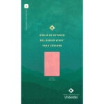 Biblia de estudio del diario vivir para jóvenes NTV con Filament (SentiPiel, Rosa pastel, Letra Roja)